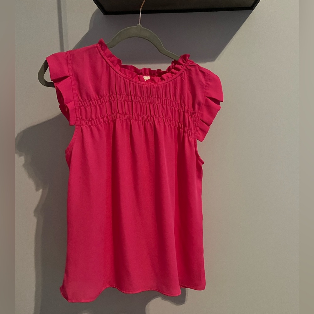 Sleeveless blouse